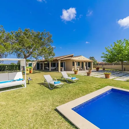 Villa Ambient / Sa Finqueta