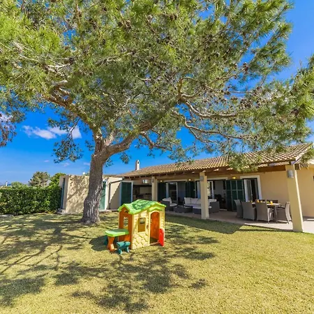 Villa Ambient / Sa Finqueta *