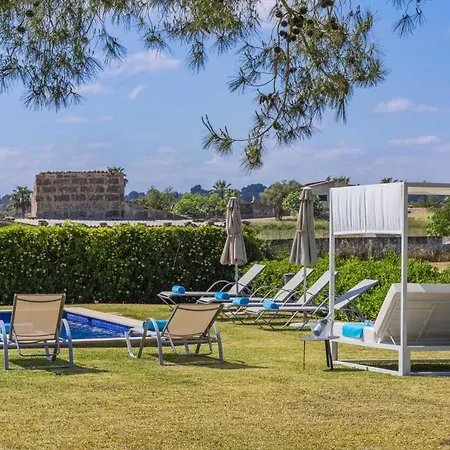 Villa Ambient / Sa Finqueta *