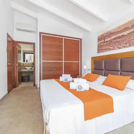Villa Ambient / Sa Finqueta Muro